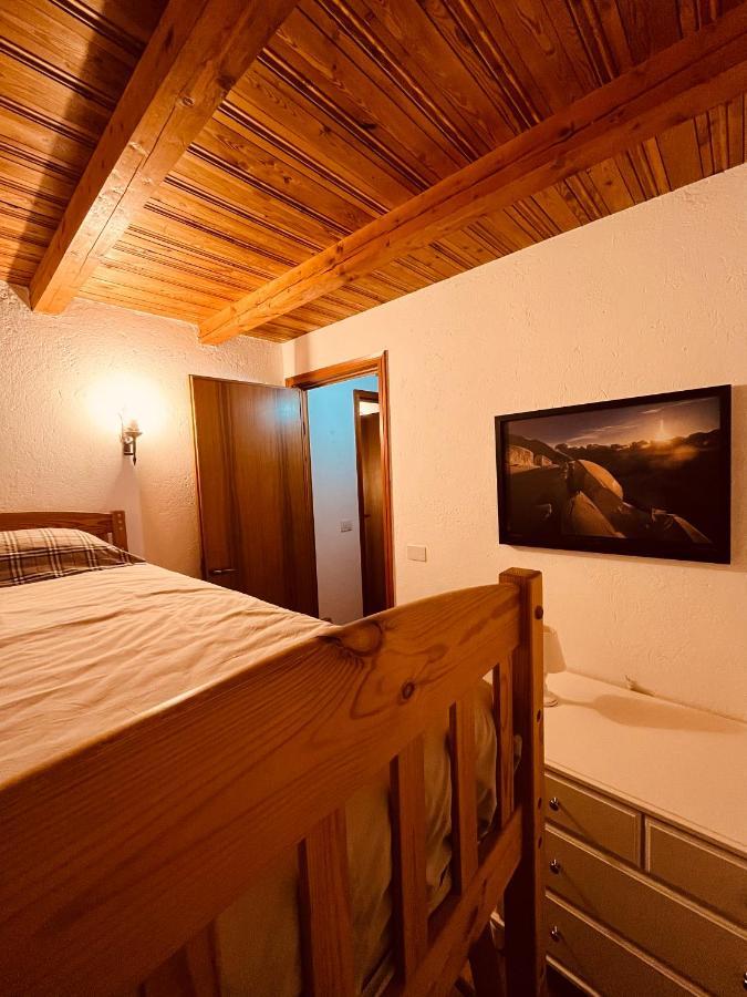 Chalet Blanc "Coeur Sapin" Courmayeur Buitenkant foto