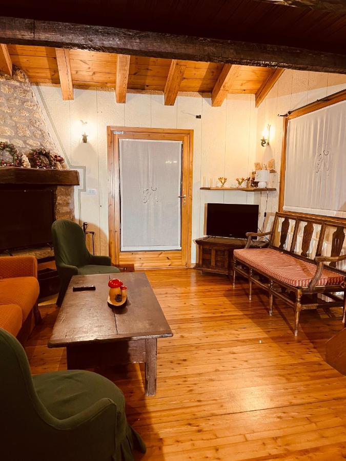 Chalet Blanc "Coeur Sapin" Courmayeur Buitenkant foto